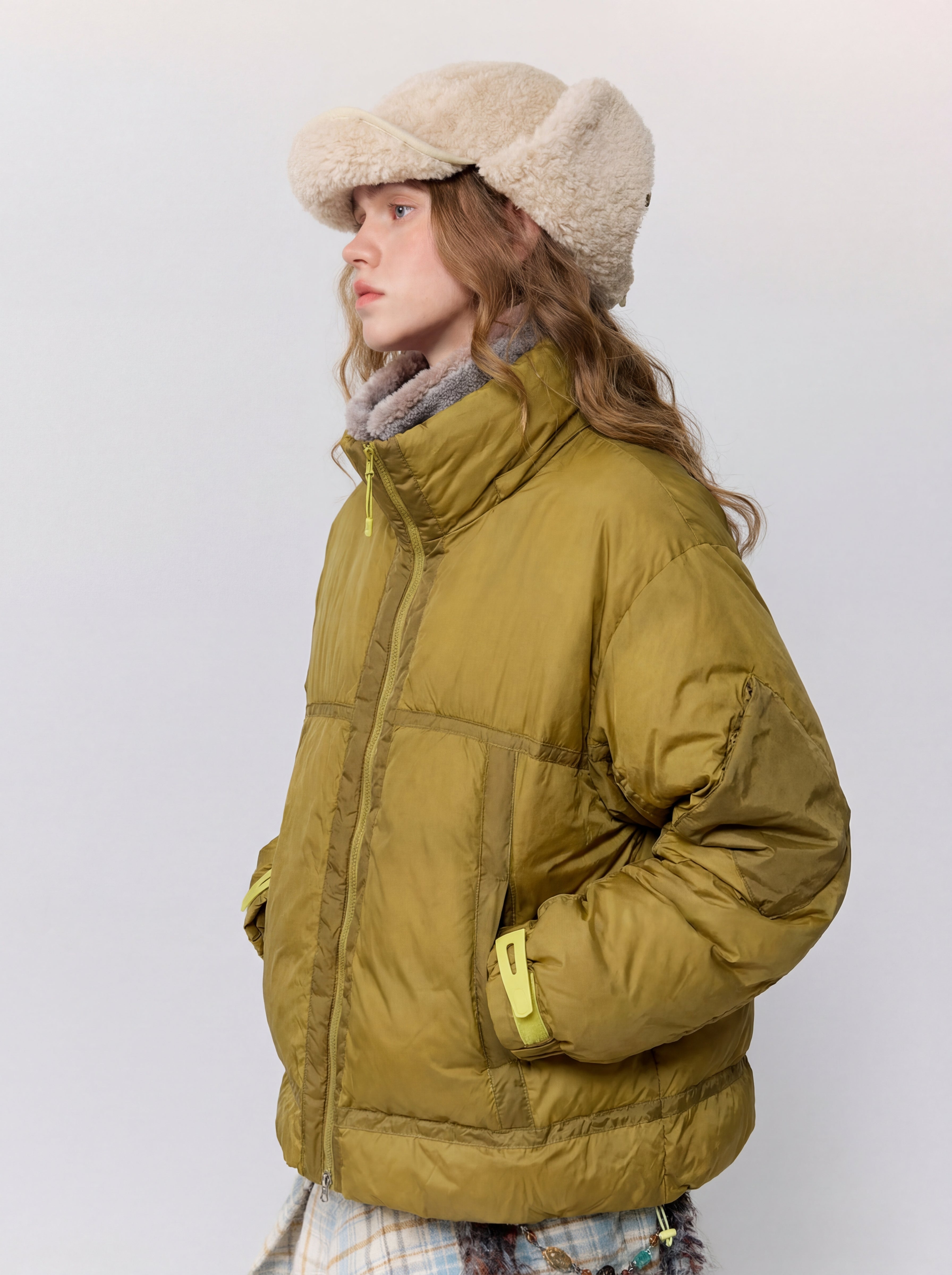 CougarTote - Functional Lightweight White Duck Down Jacket