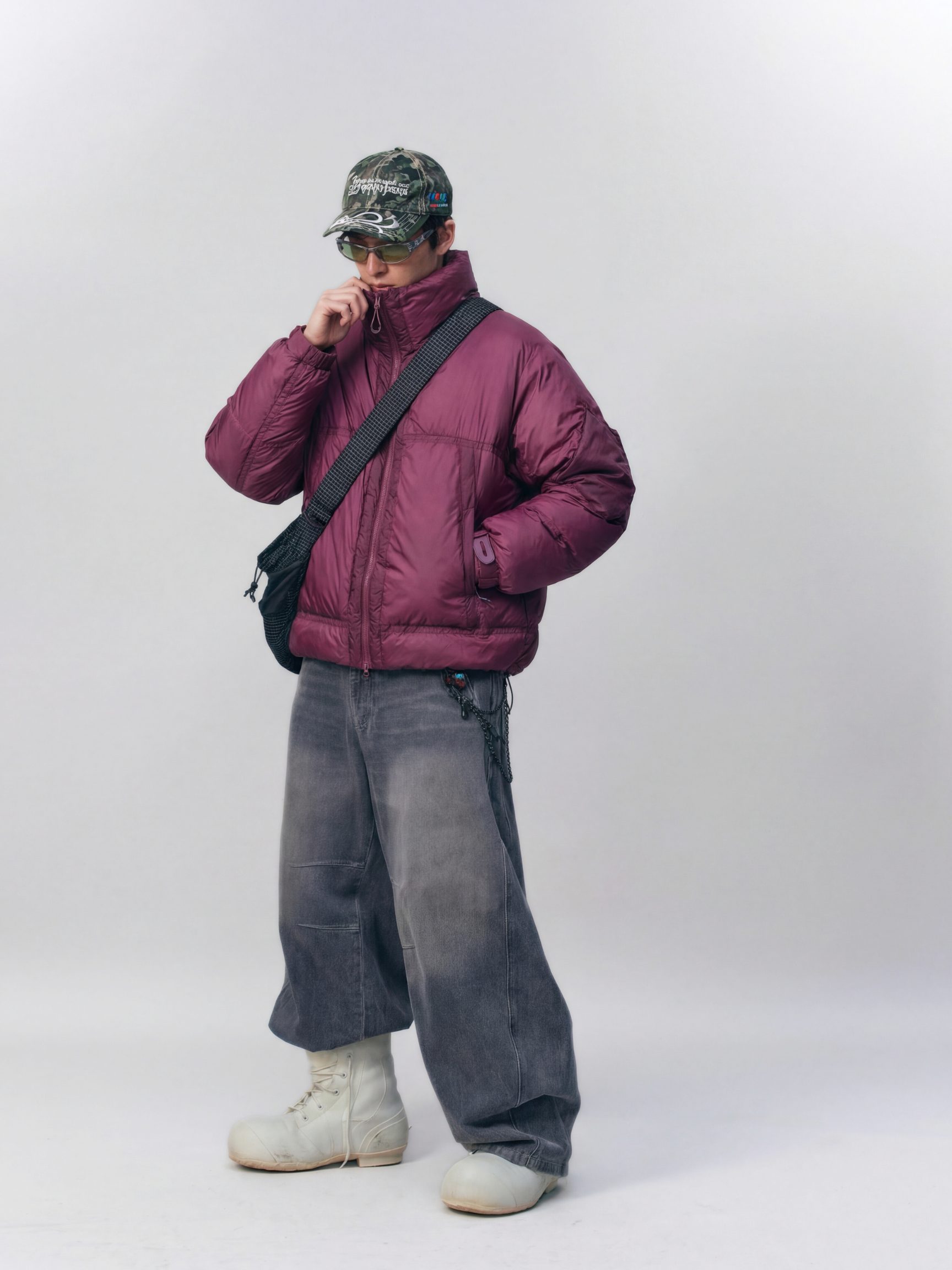 CougarTote - Functional Lightweight White Duck Down Jacket