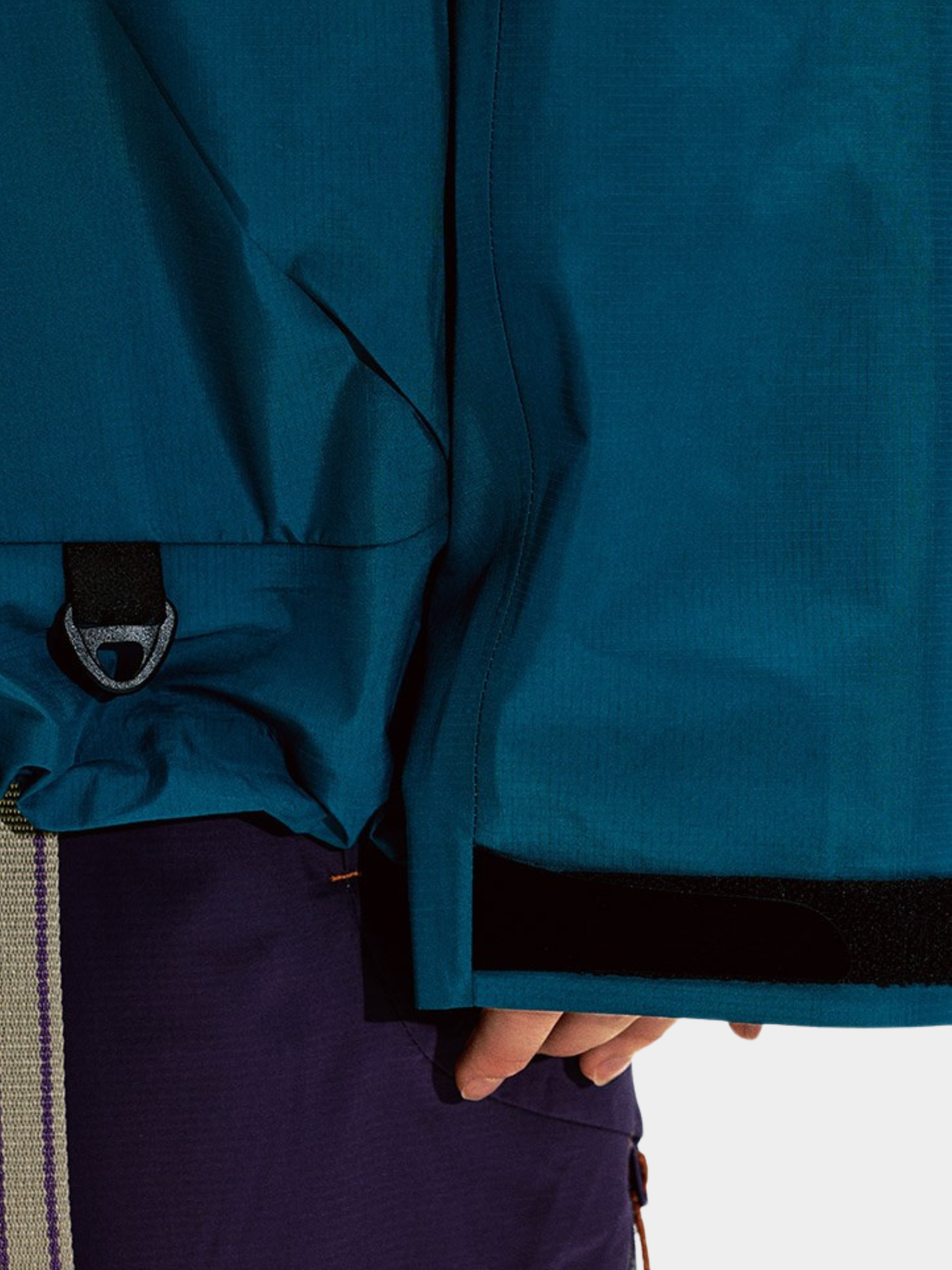 AshNest - Windproof & Waterproof Hard Shell Jacket
